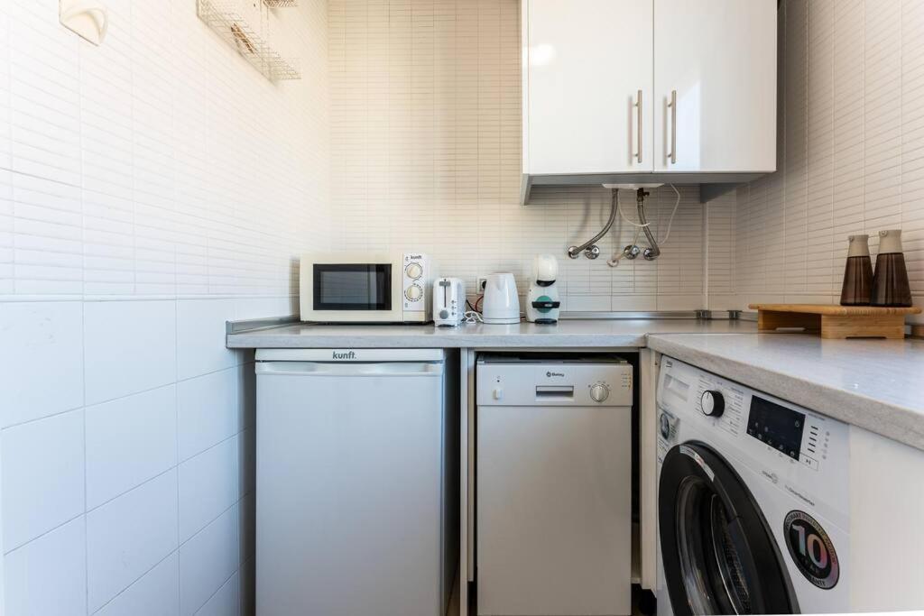 Unique Charming Apartment In The Heart Of Malaga Bagian luar foto